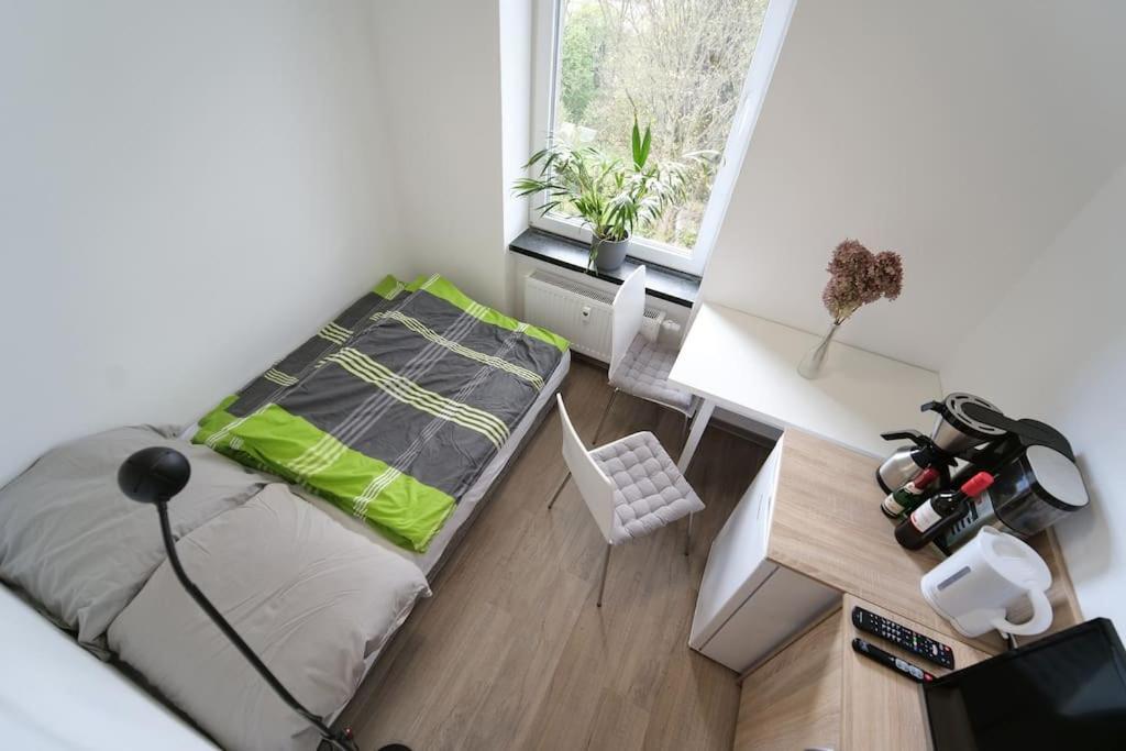 Preiswertes Modernes Gaestezimmer In Aue Bad-Schlema Zewnętrze zdjęcie